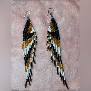 Hand-made in Kenya by Maasai Natives
Each item is unique